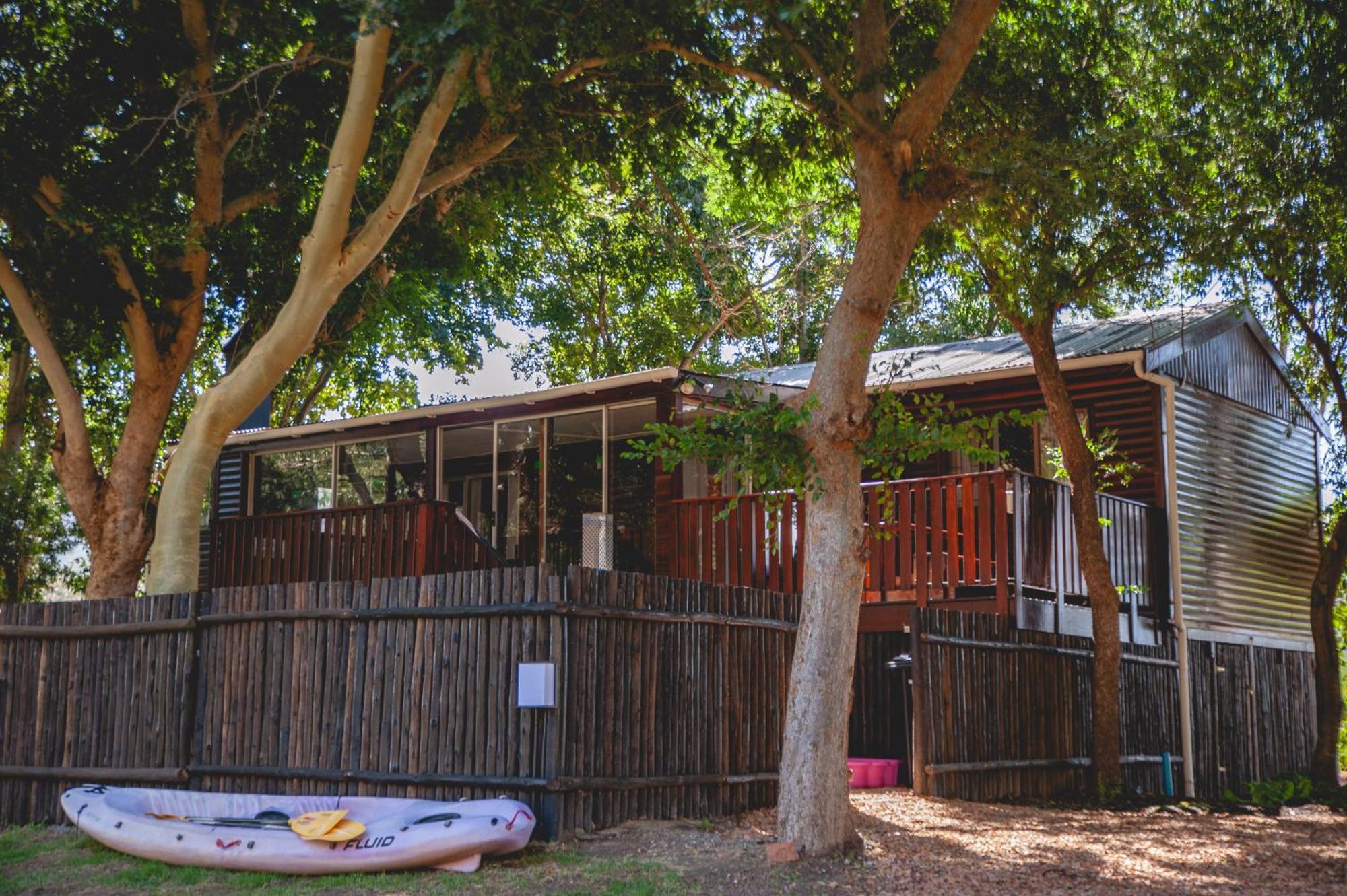 Olifantskrans River Cabins Bonnievale Bagian luar foto