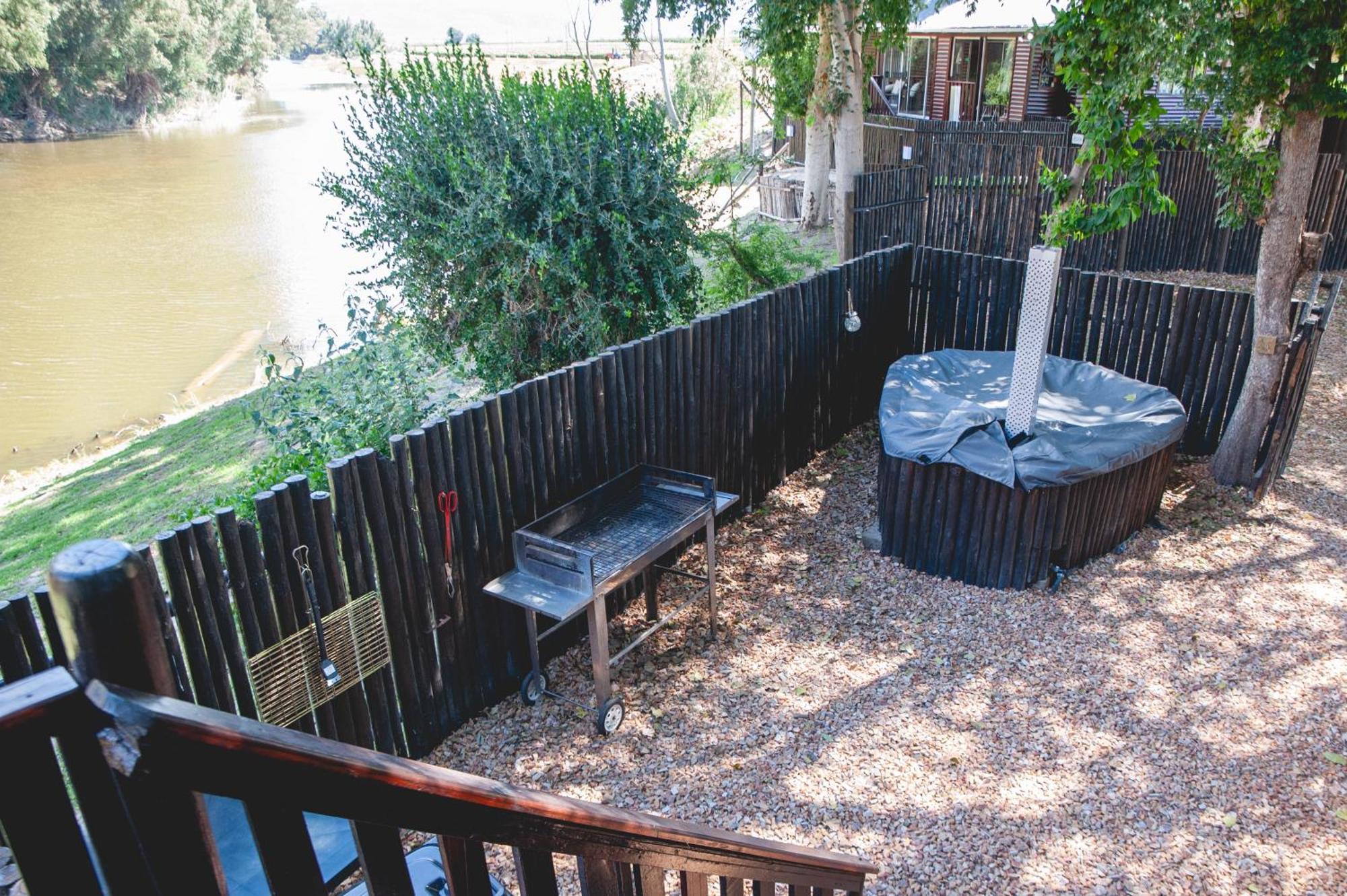 Olifantskrans River Cabins Bonnievale Bagian luar foto